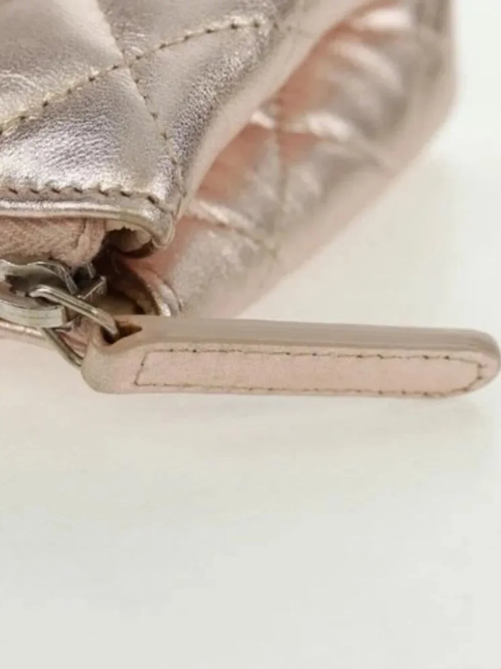 CHANEL Matelasse Pouch Lamb Skin Pink Silver CC Auth 166350SAM